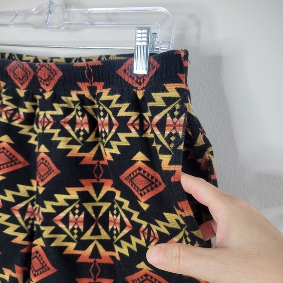Pendleton Aztec Shorts - Picture 3 of 6